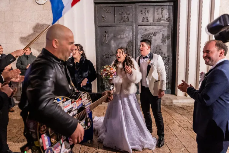 Miro Bulj oženio sina! Stigle prve fotke s vjenčanja, orilo se u Sinju!