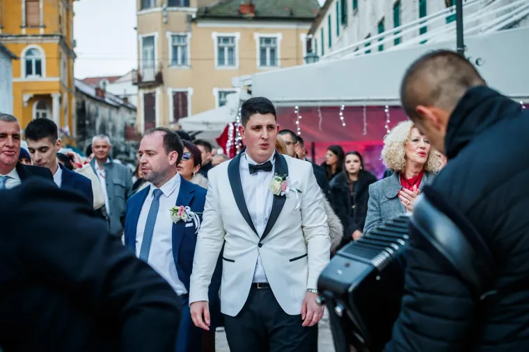 Miro Bulj oženio sina! Stigle prve fotke s vjenčanja, orilo se u Sinju!