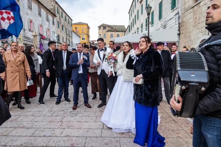 Miro Bulj oženio sina! Stigle prve fotke s vjenčanja, orilo se u Sinju!