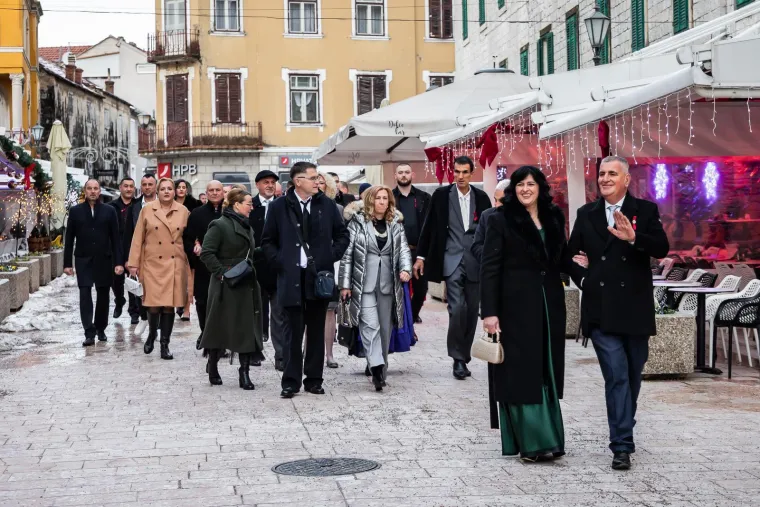 Miro Bulj oženio sina! Stigle prve fotke s vjenčanja, orilo se u Sinju!