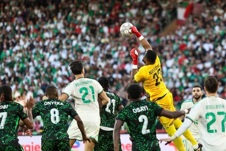 Nogomet pao u drugi plan! Kaos, tučnjava i sramotne scene, za sve je kriv Zidaneov sin