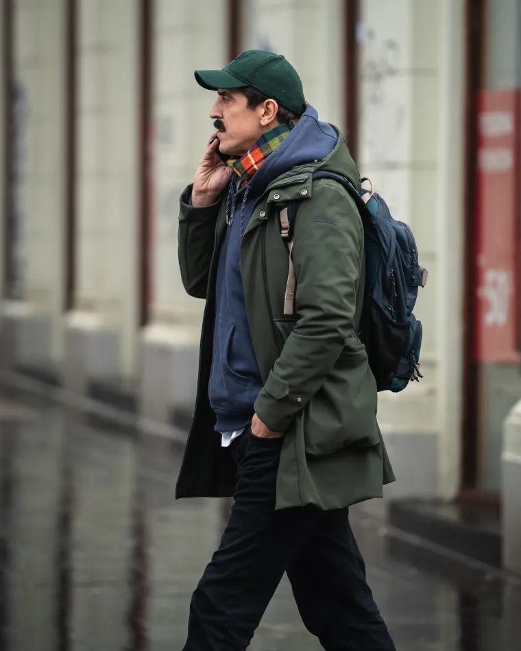 Dame u Zagrebu su se pripremile za hladnoću: Zasjale na &scaron;pici u crnom od glave do pete