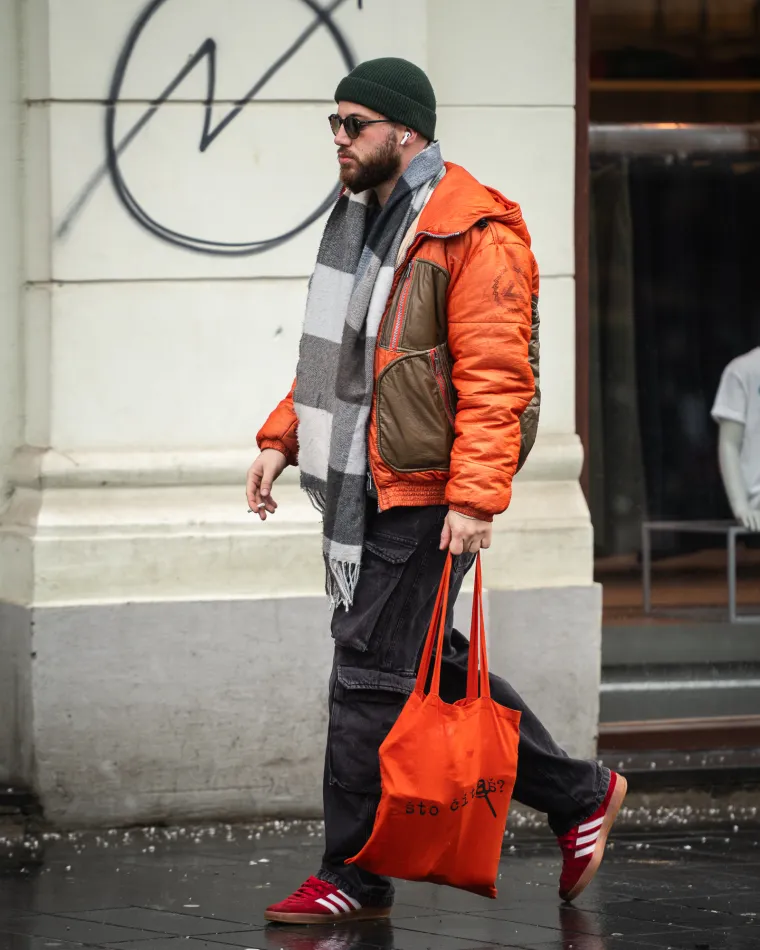 Dame u Zagrebu su se pripremile za hladnoću: Zasjale na &scaron;pici u crnom od glave do pete