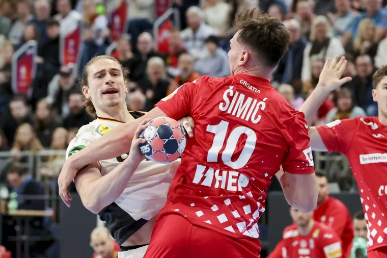 Kult reprezentacije: Hannover je vidio i koreografiju hrvatskih navijača na tribinama