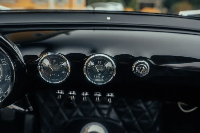 Ovaj Ferrari star 70 godina prodaje se za vrtoglav iznos: Razlog je nevjerojatan