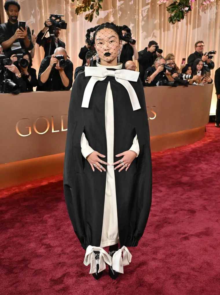 Prozirne haljine i dekoltei do pupka: Tko je zapalio crveni tepih na Zlatnim globusima?