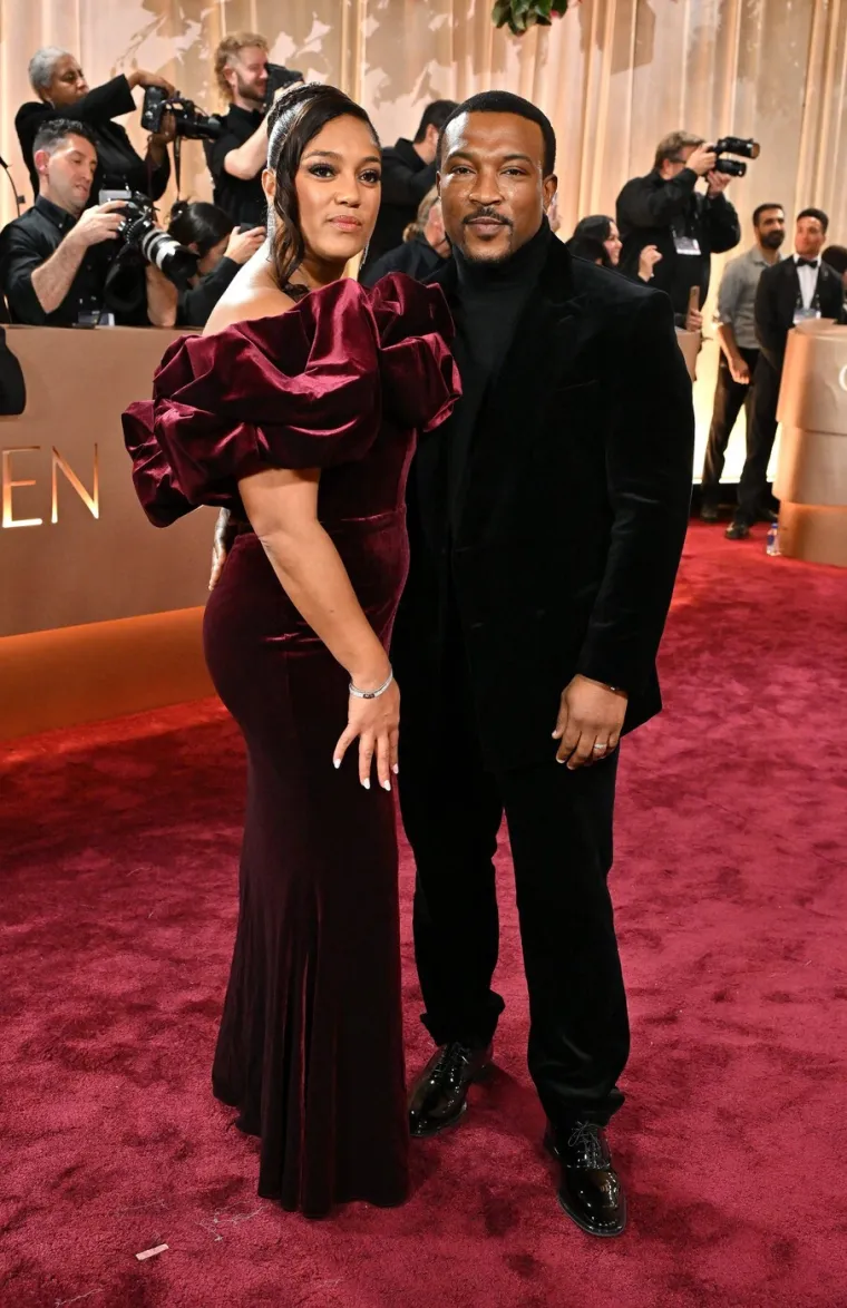 Nisu skidali ruke jedni s drugih: Ovi parovi su pokazali kako izgleda romantika u Hollywoodu