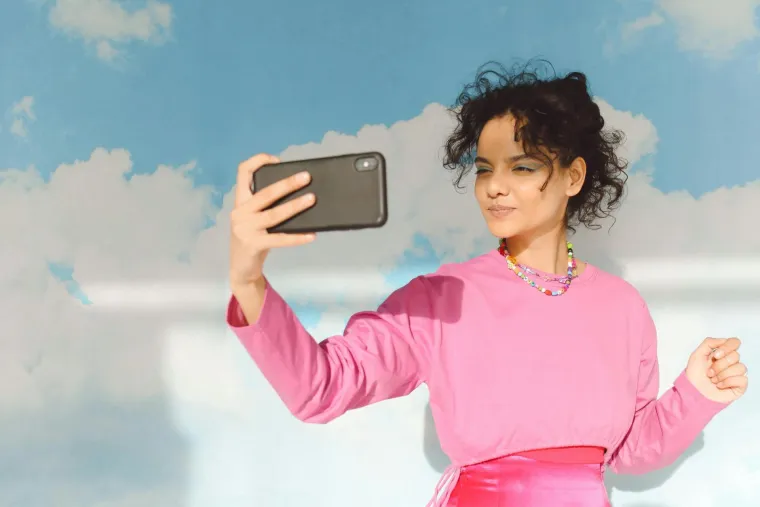 Va&scaron; ormar govori vi&scaron;e nego &scaron;to mislite: Boje koje nosite otkrivaju va&scaron;u osobnost