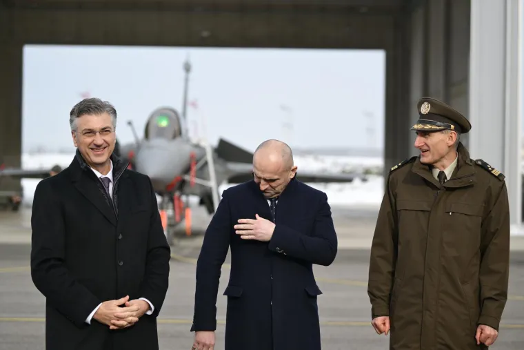 Pogledajte &scaron;to je sve Hrvatska pokazala &scaron;efu NATO-a: Je li Rutte zadovoljan?