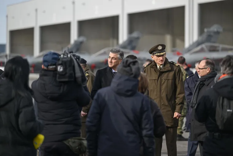 Pogledajte &scaron;to je sve Hrvatska pokazala &scaron;efu NATO-a: Je li Rutte zadovoljan?