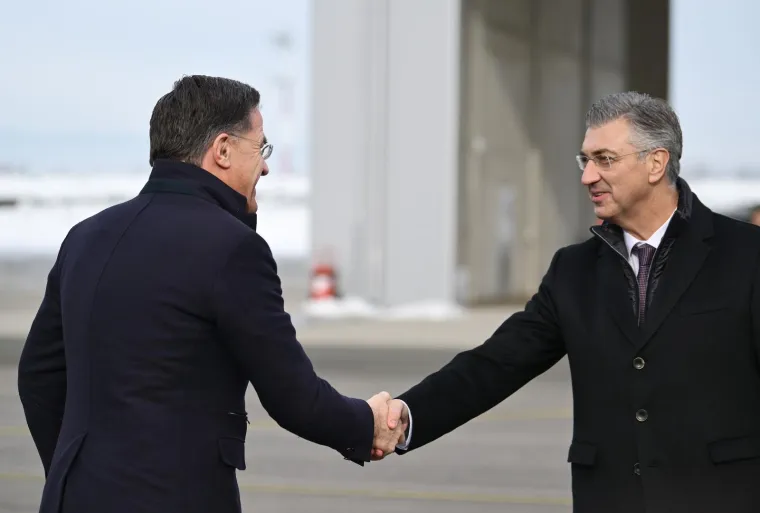 Pogledajte &scaron;to je sve Hrvatska pokazala &scaron;efu NATO-a: Je li Rutte zadovoljan?