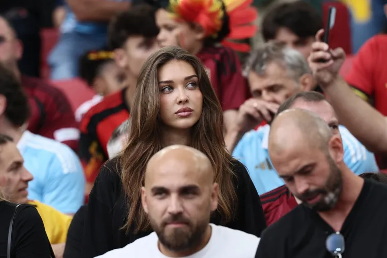 De Bruyneova supruga ukrala show: Svi su gledali samo u nju, fotografije obilaze svijet