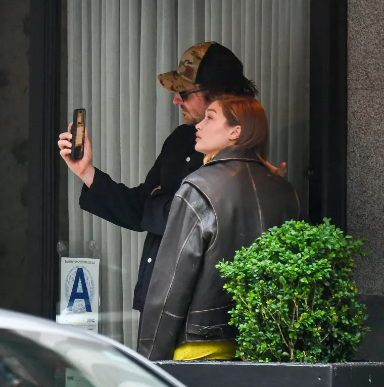 Ljubav bez granica: 21 godina razlike ne sprječava Gigi Hadid i Bradley Coopera