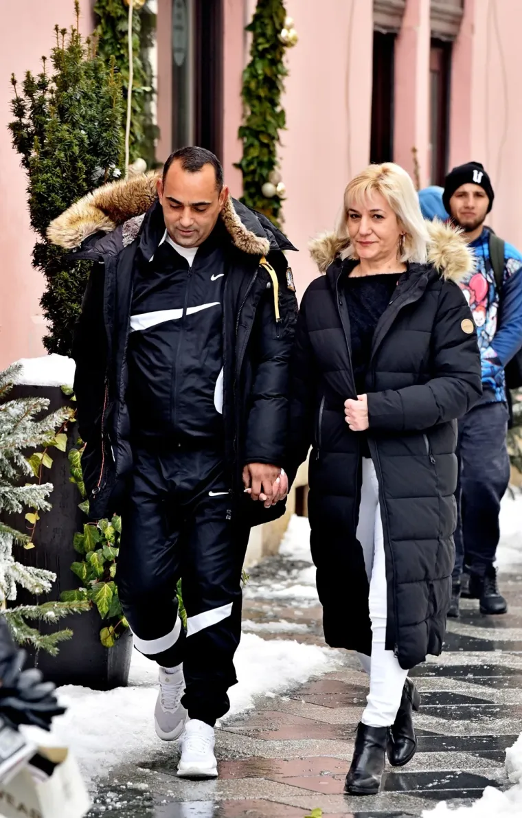 Zgodni par ukrao show: Brineta u smeđoj bundi i markantni mladić plijenili pažnju u Varaždinu