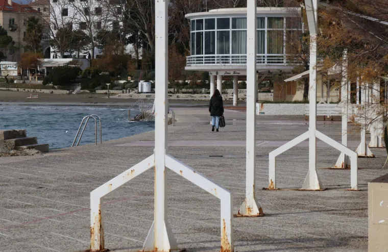 Pogledajte Bačvice: Legendarno mjesto picigina i kultno kupali&scaron;te, sada ruglo i mjesto za beskućnike