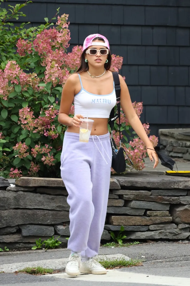 Jedna fotografija zapalila internet: Tko je djevojka koja se pojavila uz mladu F1 zvijezdu