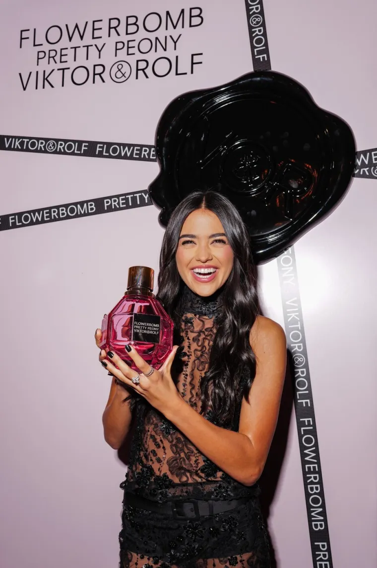 Jedna fotografija zapalila internet: Tko je djevojka koja se pojavila uz mladu F1 zvijezdu