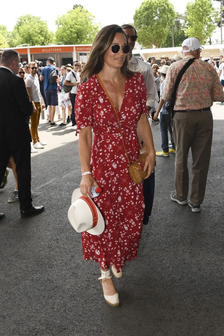 Pozadinom zasjenila sestrino vjenčanje pa 'nestala': Ovako sada izgleda Pippa Middleton