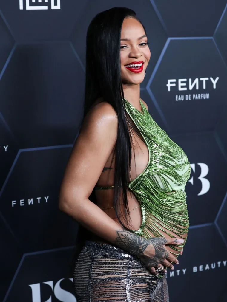 Rihanna nikad bolje nije izgledala: Trudnoća ne mora značiti odricanje od stila