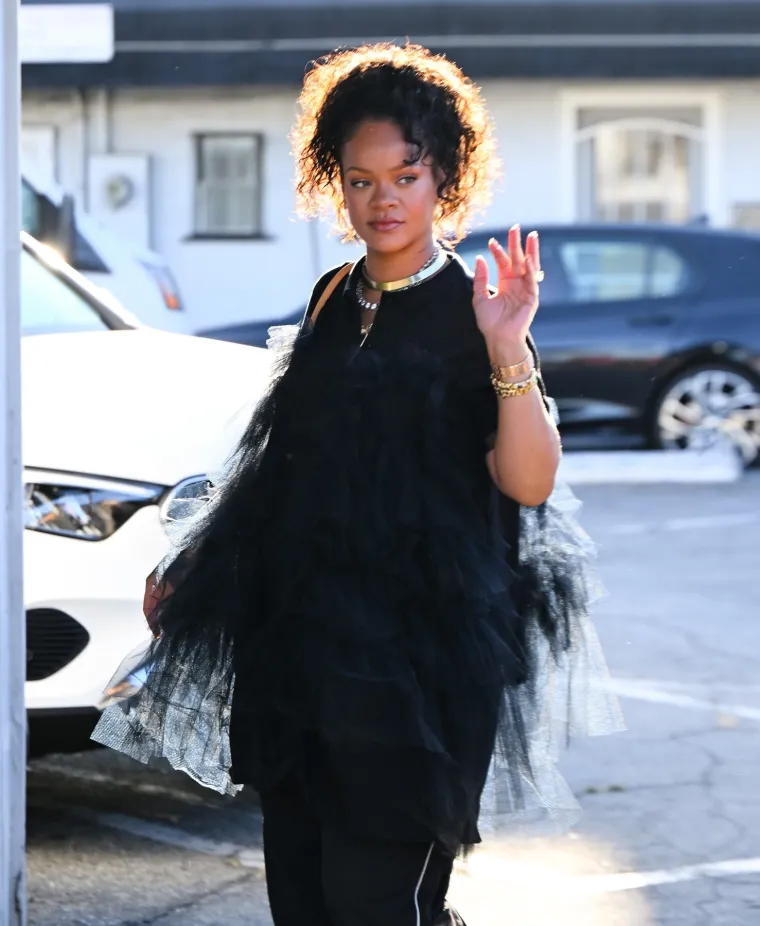 Rihanna nikad bolje nije izgledala: Trudnoća ne mora značiti odricanje od stila