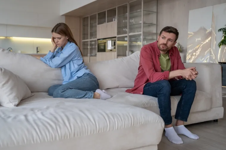 Prepoznajte opasnost: 26 znakova koji otkrivaju da je va&scaron;a veza postala toksična