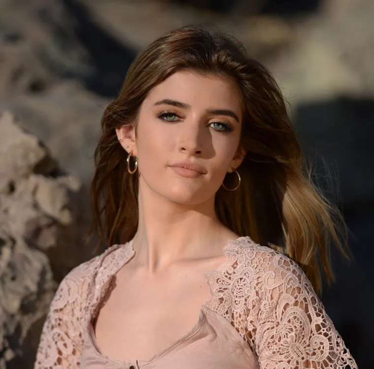 Starija kći Charlieja Sheena progovorila o zahvatima i mlađoj sestri: 'Hoda s mojim biv&scaron;im!'