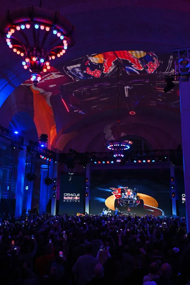 Predstavljen prvi bolid Formule 1 za novu sezonu! Jedan detalj sve odu&scaron;evio: Ulazimo u novu eru