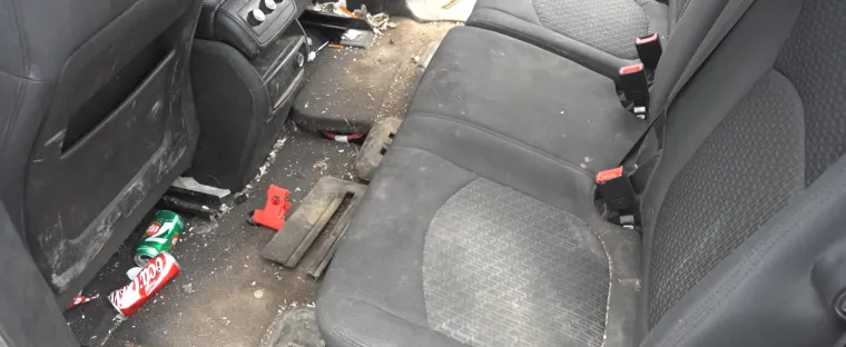 Ostavio je dobar posao i okrenuo se nečemu od čega se svima diže želudac: Sada zarađuje masne novce