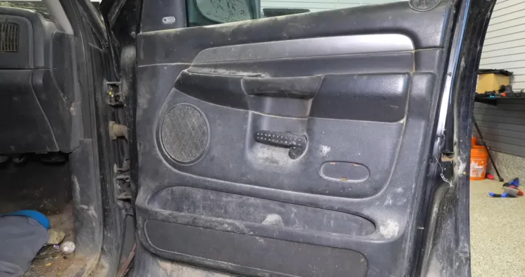 Ostavio je dobar posao i okrenuo se nečemu od čega se svima diže želudac: Sada zarađuje masne novce