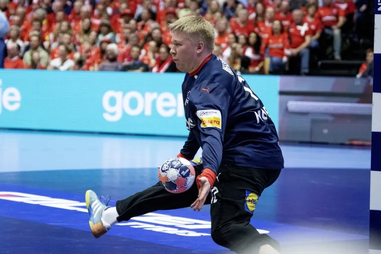 Gospođe u bojama i otkačene zastavice: Danska ima neku drugu navijačku kulturu