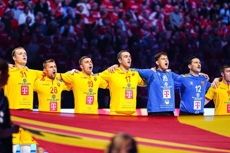 Gospođe u bojama i otkačene zastavice: Danska ima neku drugu navijačku kulturu