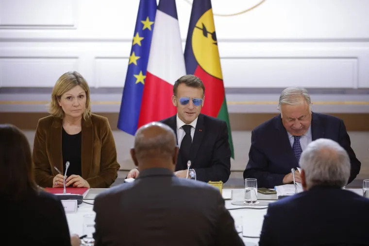 Jesmo li ikad imali ovakvu scenu? Macron &scaron;okirao izgledom u Elizejskoj palači