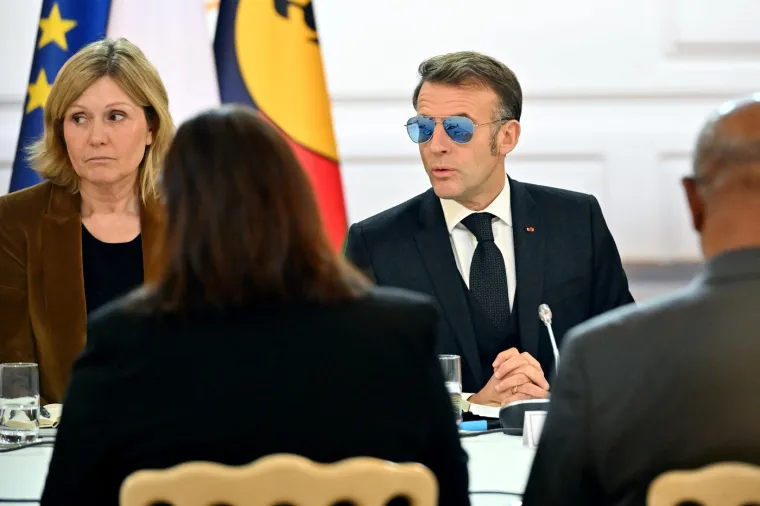 Jesmo li ikad imali ovakvu scenu? Macron &scaron;okirao izgledom u Elizejskoj palači