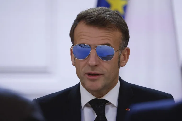Jesmo li ikad imali ovakvu scenu? Macron &scaron;okirao izgledom u Elizejskoj palači