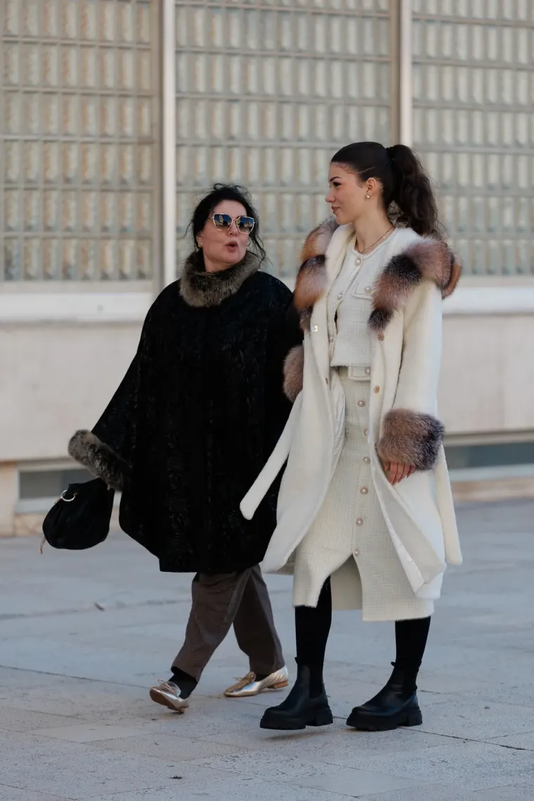 Za ovim nogama se okrenula cijela Kalelarga: Zadrani nisu skidali pogled s crnke u crvenom