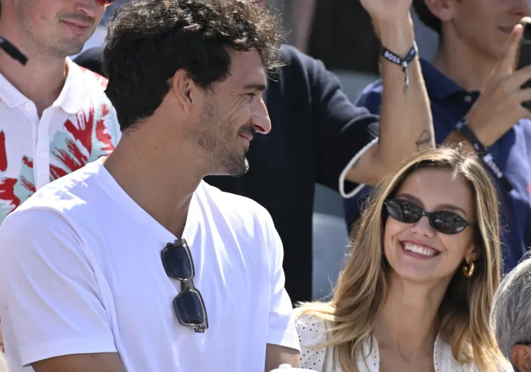 Manekenka zavela veliku nogometnu zvijezdu s nekoliko vila u Dalmaciji: Najveću dijeli s biv&scaron;om suprugom