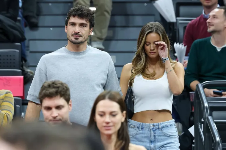 Manekenka zavela veliku nogometnu zvijezdu s nekoliko vila u Dalmaciji: Najveću dijeli s biv&scaron;om suprugom