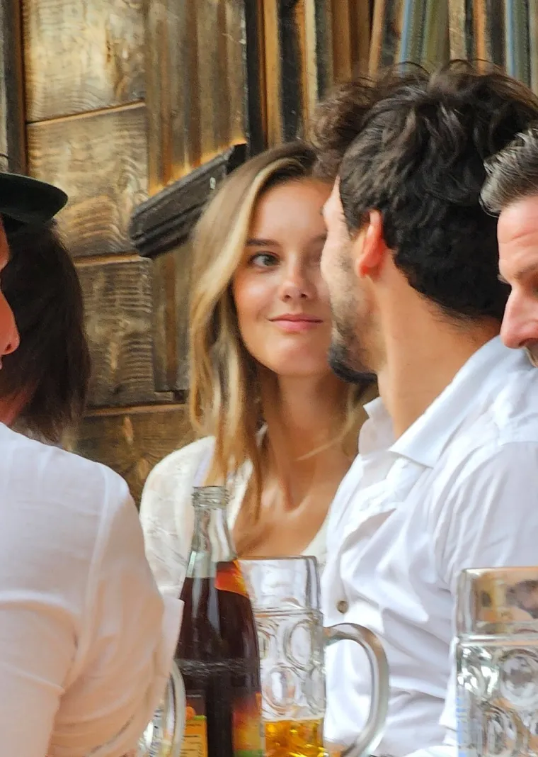 Manekenka zavela veliku nogometnu zvijezdu s nekoliko vila u Dalmaciji: Najveću dijeli s biv&scaron;om suprugom