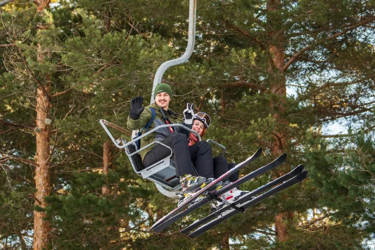 Dosta je mora, ajmo na snijeg! Dalmatinci 'okupirali' Kupres, pogledajte fotografije