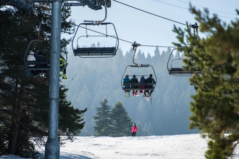 Dosta je mora, ajmo na snijeg! Dalmatinci 'okupirali' Kupres, pogledajte fotografije
