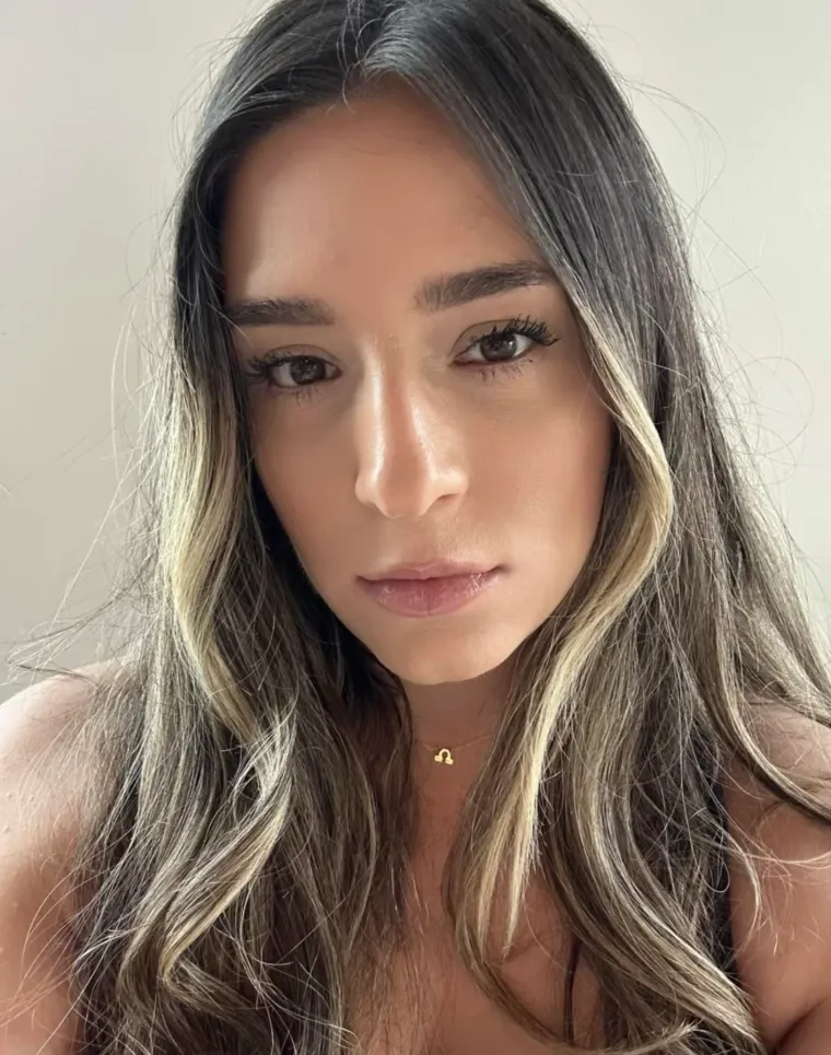 Podvrgnuli se estetskim zahvatima, pa od sebe napravili čudo: Neki su danas neprepoznatljivi