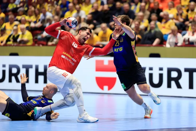 Muk u Malm&ouml;u nakon žestokog duela: Nesretnika morali iznijeti na nosilima