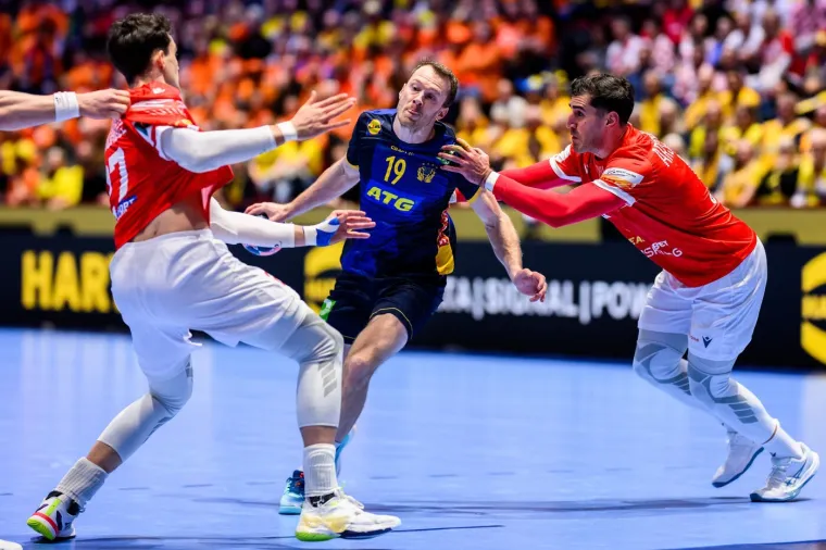 Muk u Malm&ouml;u nakon žestokog duela: Nesretnika morali iznijeti na nosilima