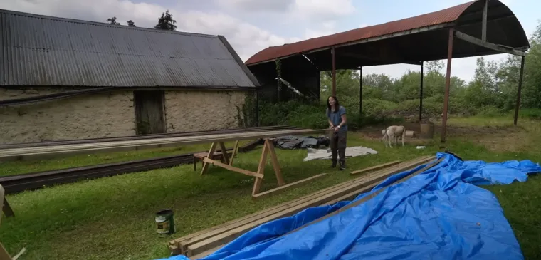 Od stare, napu&scaron;tene i uru&scaron;ene &scaron;tale stvorili su moderan dom iz snova