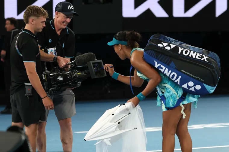 Svi su u nevjerici gledali: Grand Slam pobjednica na teren stigla u neočekivanom izdanju protiv Hrvatice