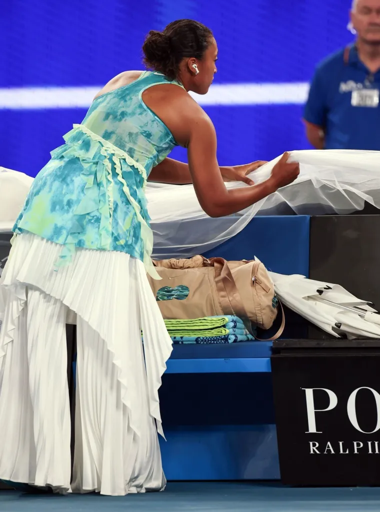 Svi su u nevjerici gledali: Grand Slam pobjednica na teren stigla u neočekivanom izdanju protiv Hrvatice