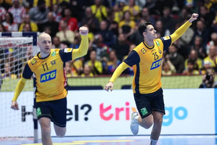 Rovoska bitka na parketu u Malm&ouml;u, ali sve poglede je privukla misteriozna plavu&scaron;a na tribinama