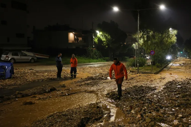 Poharala ih razorna oluja: Nevrijeme odnijelo dva života, ulice izgledaju zastra&scaron;ujuće