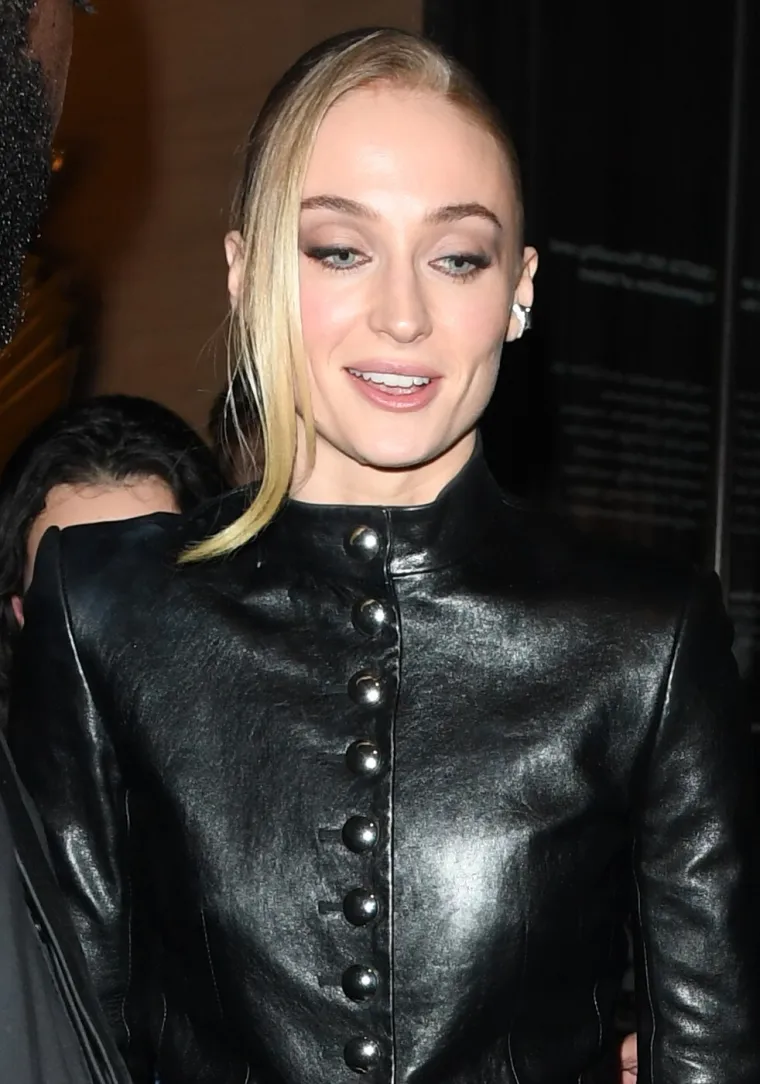 Osam sati treninga dnevno: Sophie Turner opasno se pripremala za ulogu Lare Croft