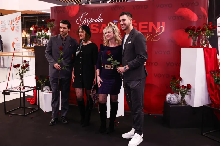 Emocije na maksimumu: Karlo i Petar osvojili fanove na ekskluzivnoj premijeri, tu je i &Scaron;ime Elez